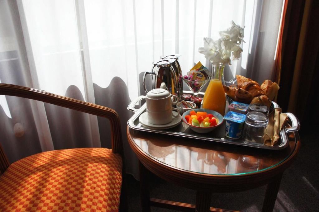 Le Grand Monarque Hotel Melun Cameră foto